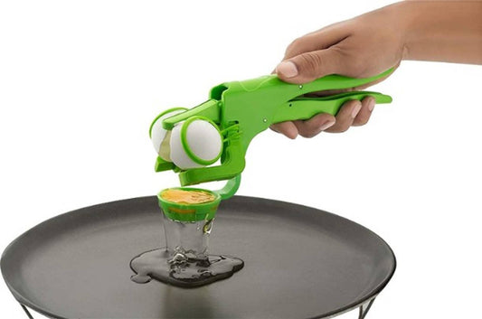 Tapixaa Plastic Handheld Egg Breaker, Egg Cracker, Egg Opener with Detachable Separator (Green)